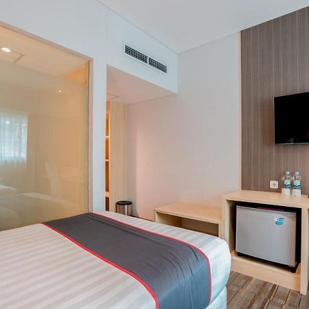 Collection O 7 Hotel Melawai Dżakarta Zewnętrze zdjęcie