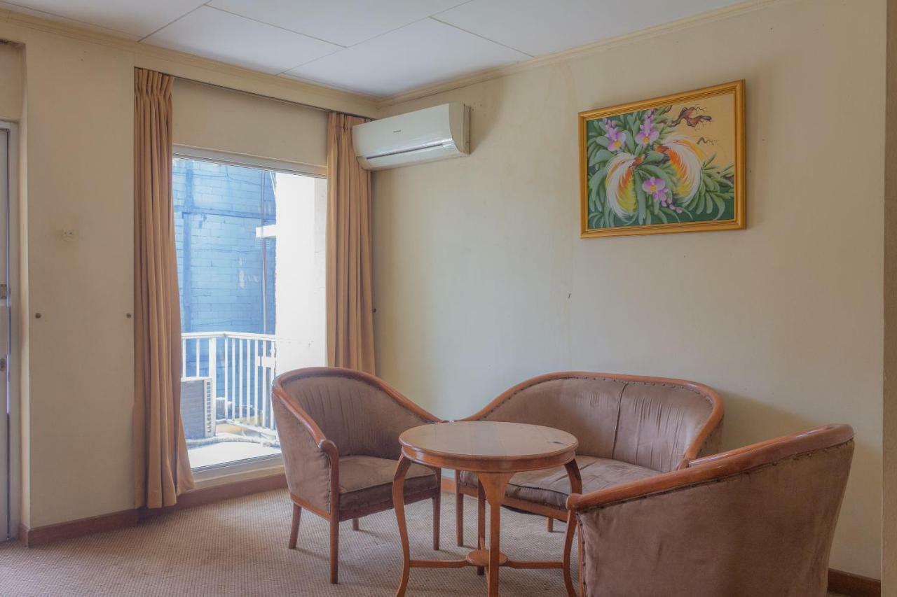 Collection O 7 Hotel Melawai Dżakarta Zewnętrze zdjęcie