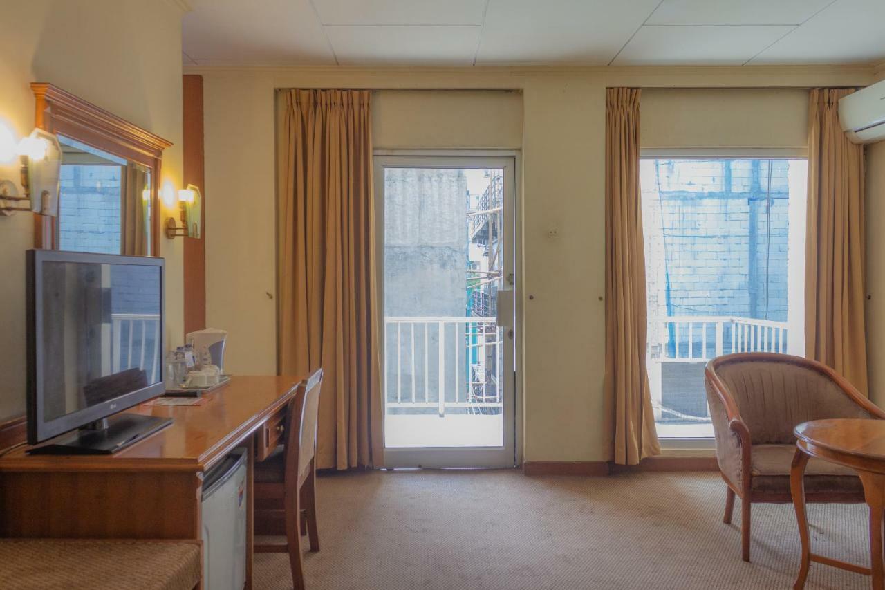 Collection O 7 Hotel Melawai Dżakarta Zewnętrze zdjęcie