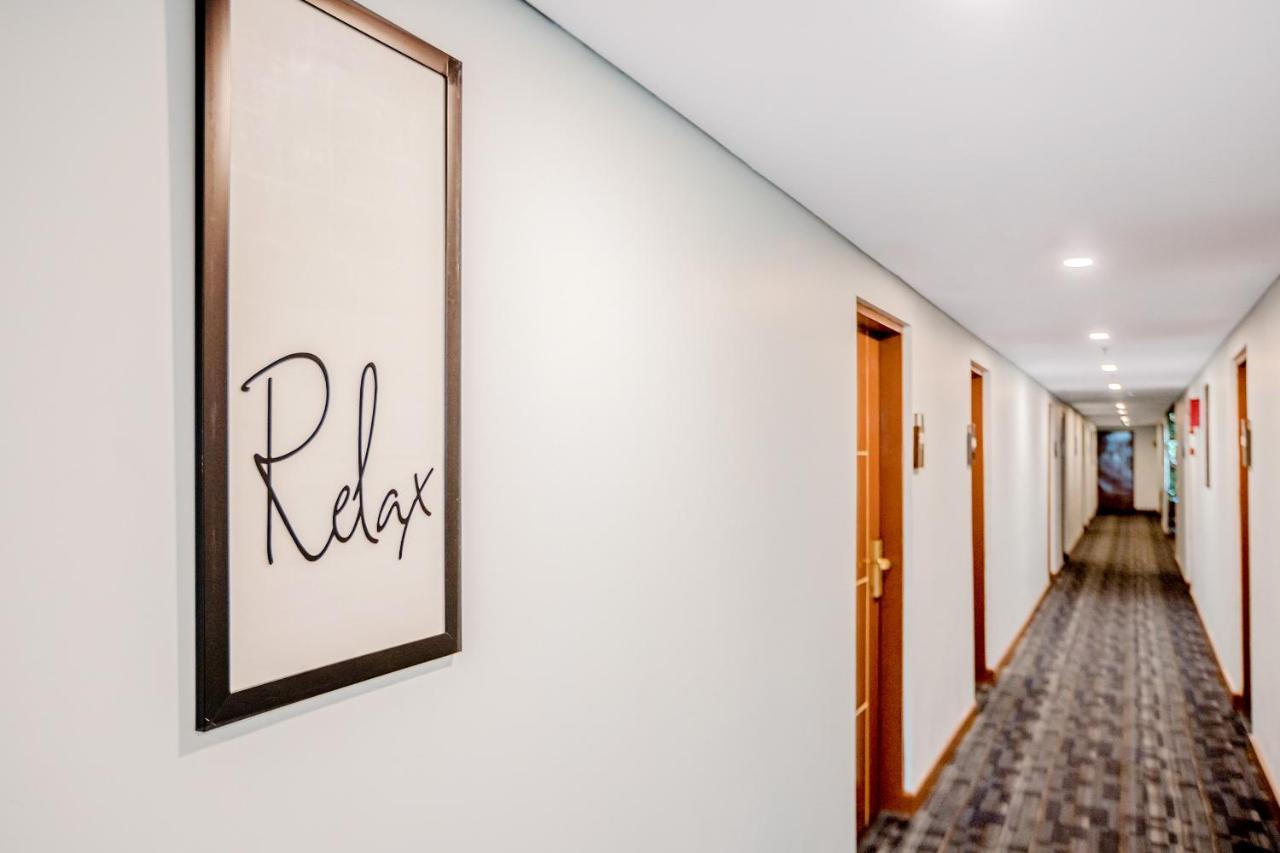 Collection O 7 Hotel Melawai Dżakarta Zewnętrze zdjęcie
